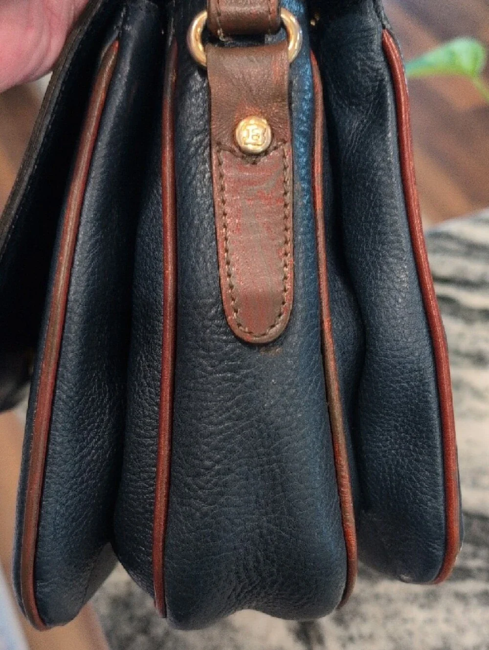 Bally All Leather Navy Crossbody Bag With Brown Trim & Strap - VINTAGE - Picture 8 of 9